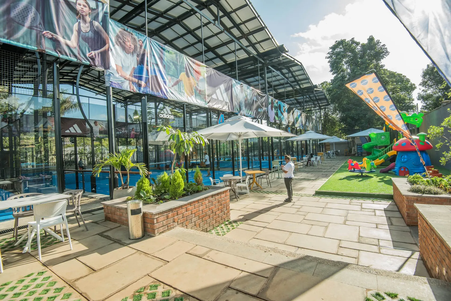 Networks Padel Village & Vamos Restaurant