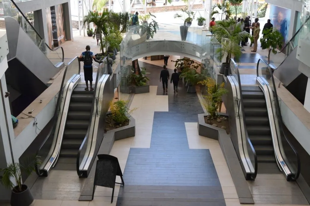 Internal mall street of the extension.